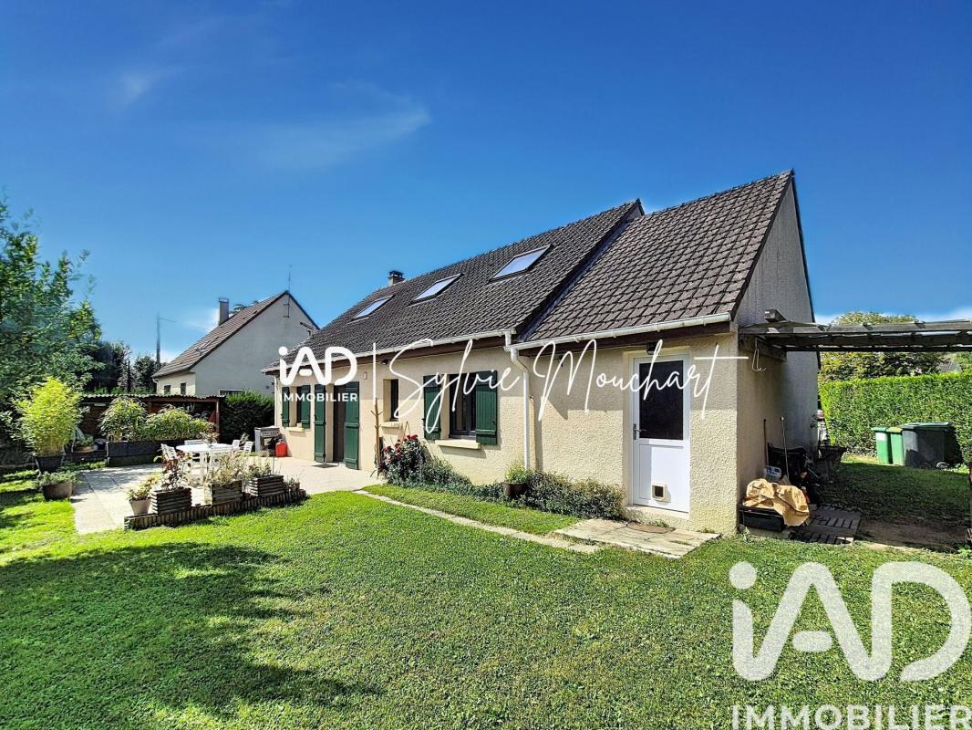 Maison 5 Pièce(s) Le Mesnil-Saint-Denis