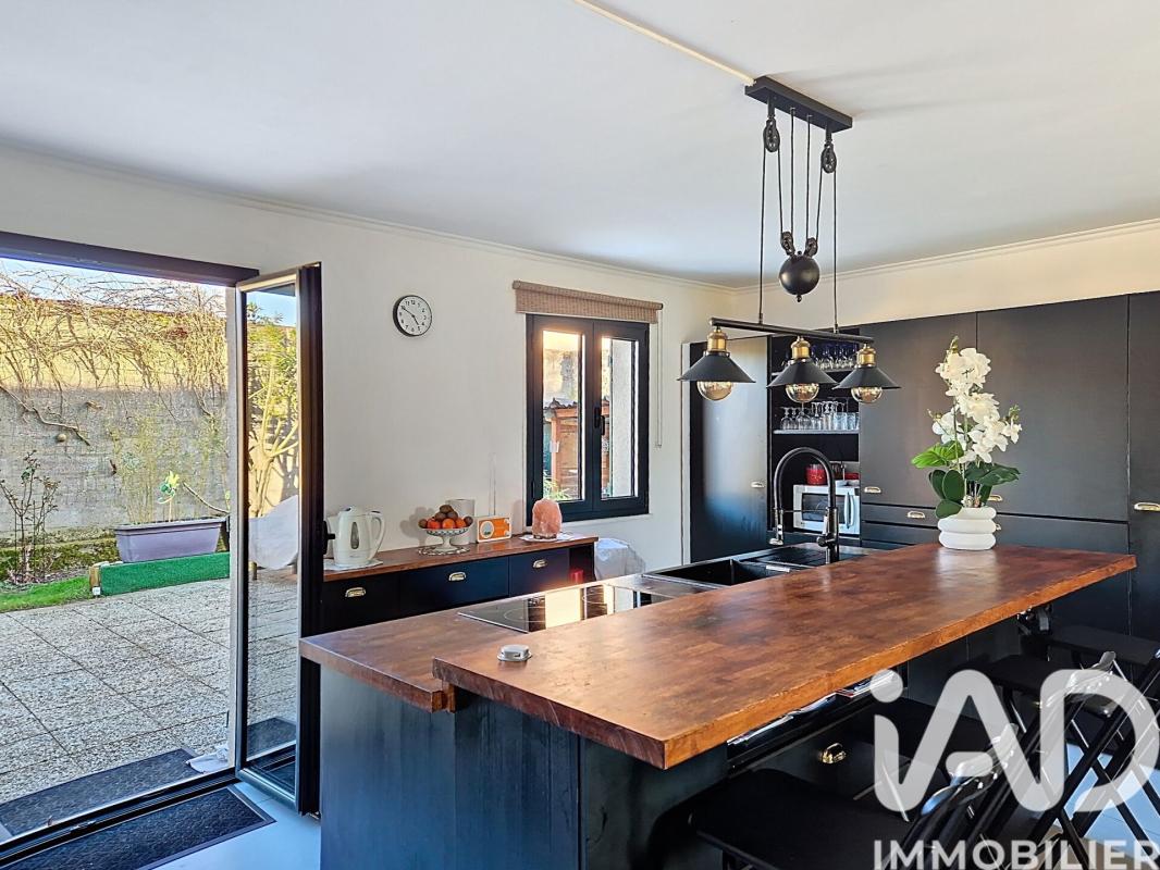 Maison 5 Pièce(s) Le Mesnil-Saint-Denis - Photo 3