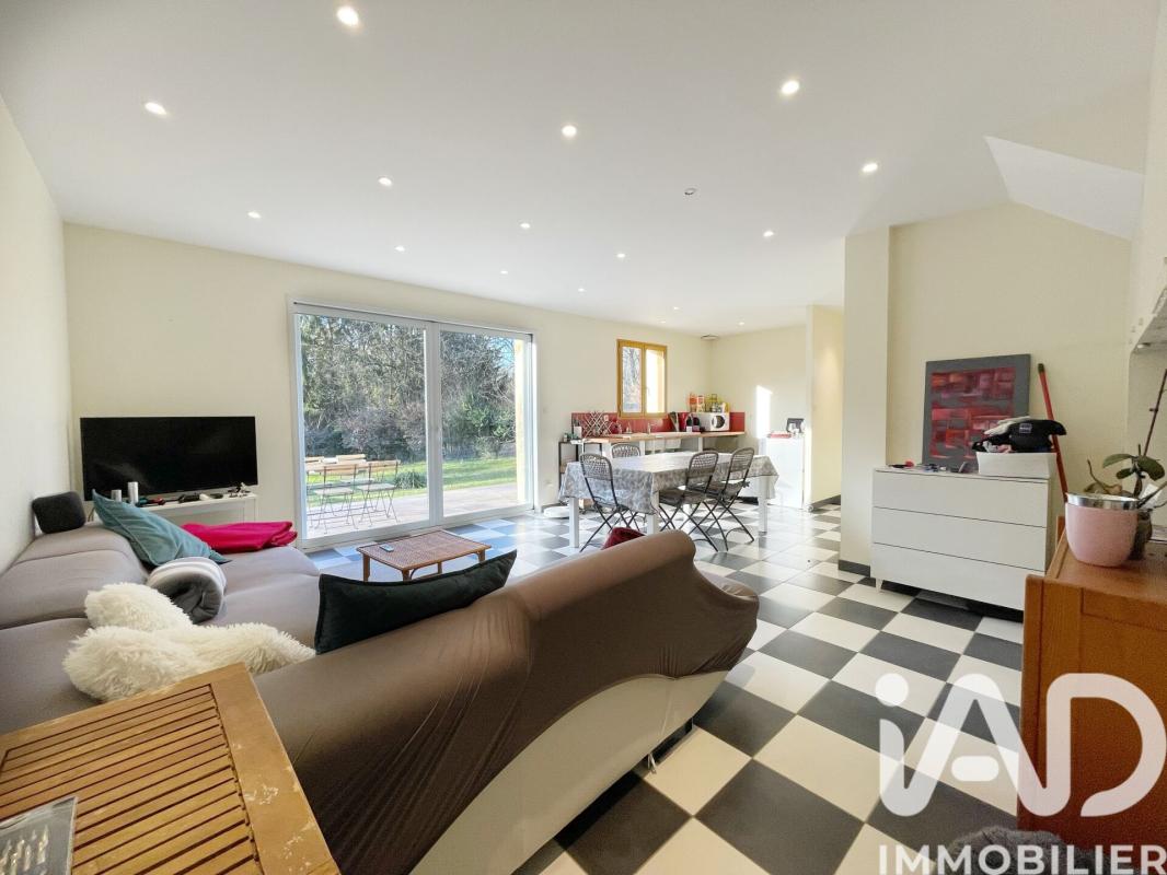 Maison 7 Pièce(s) La Bridoire