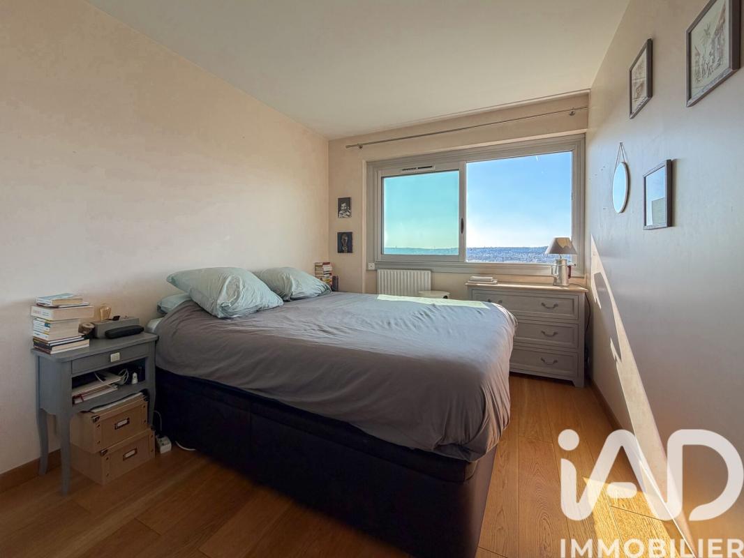 Appartement 3 Pièce(s) Puteaux