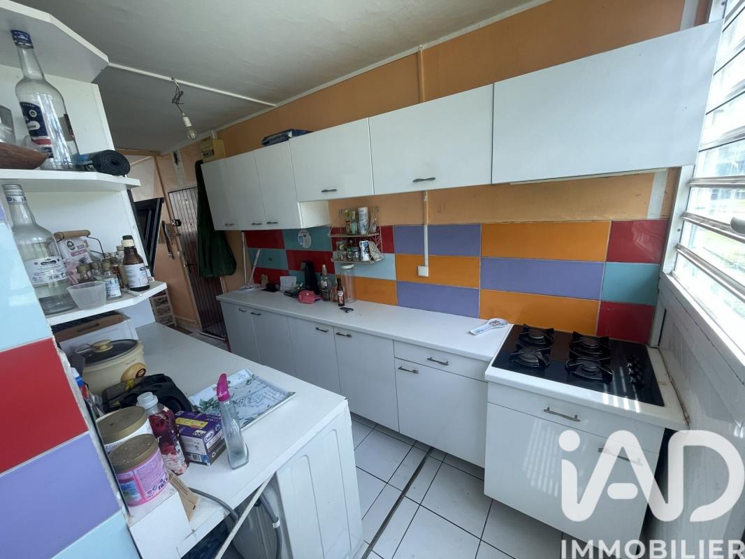 Appartement 3 Pièce(s) Les Abymes