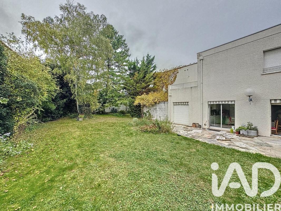 Maison 8 Pièce(s) Tinqueux