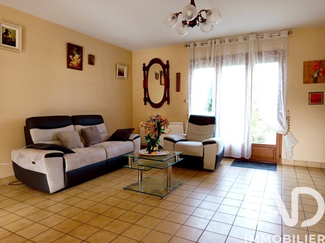 Maison 4 Pièce(s) Tinténiac