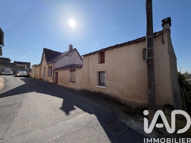 Maison 4 Pièce(s) Saint-Jean-de-Thouars - Photo 2
