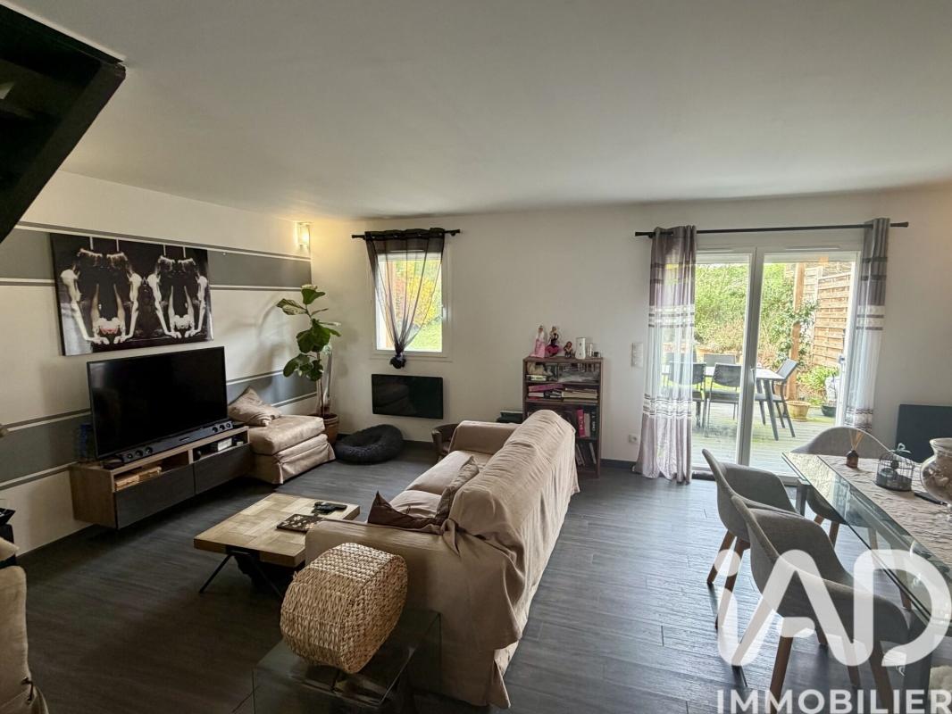 Maison de ville 4 Pièce(s) Ruelle-sur-Touvre