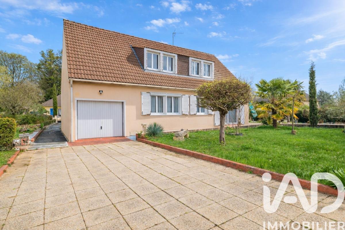 Maison 7 Pièce(s) Yvré-l'Évêque