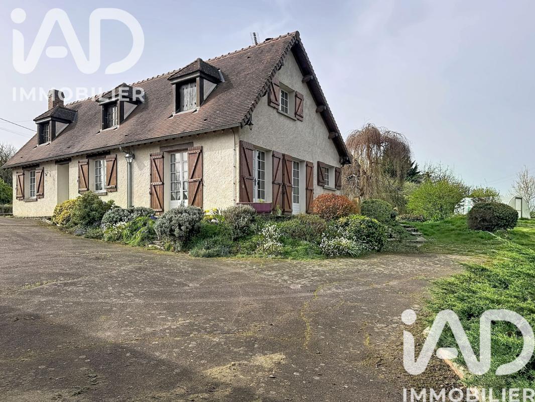 Maison traditionnelle 5 Pièce(s) Château-Renard