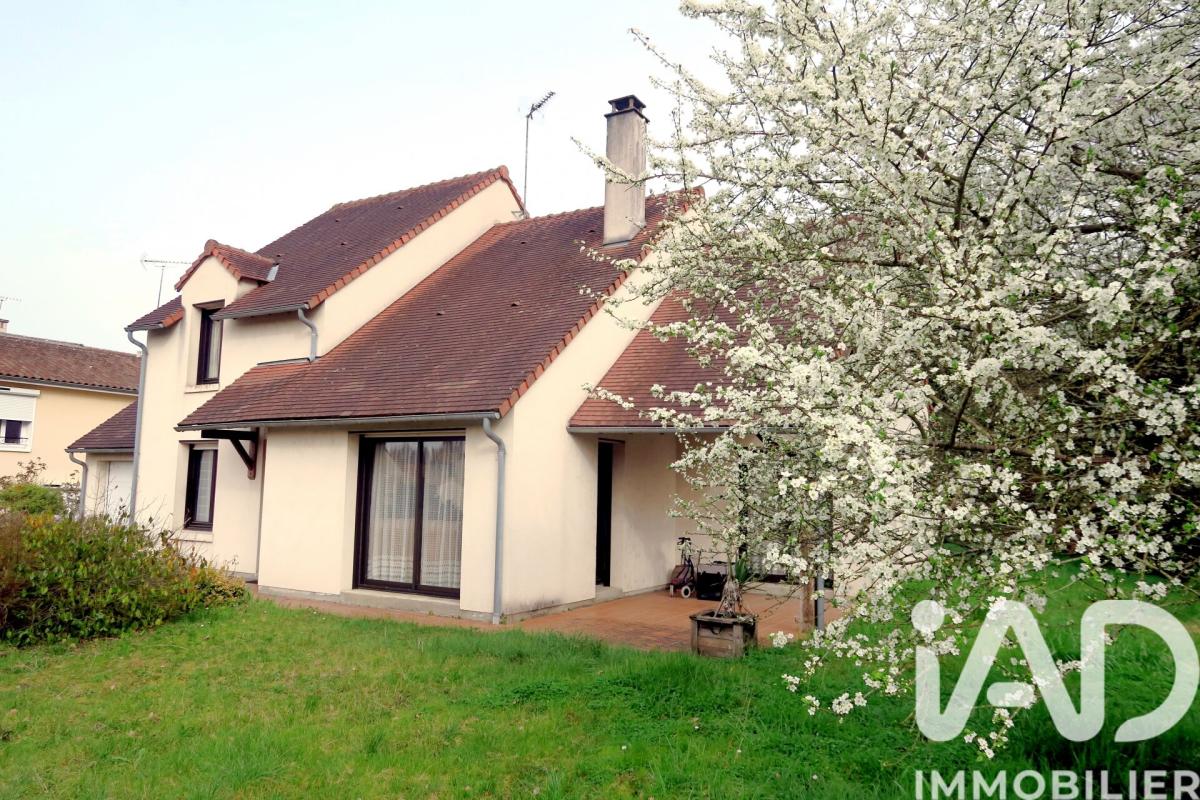 Maison 5 Pièce(s) Chauvigny