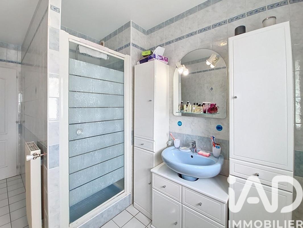 Maison 7 Pièce(s) Villemandeur