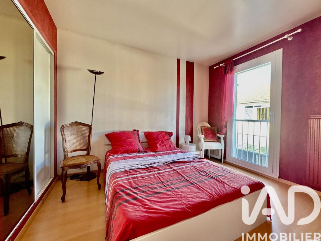 Maison 6 Pièce(s) Le Coudray-Montceaux