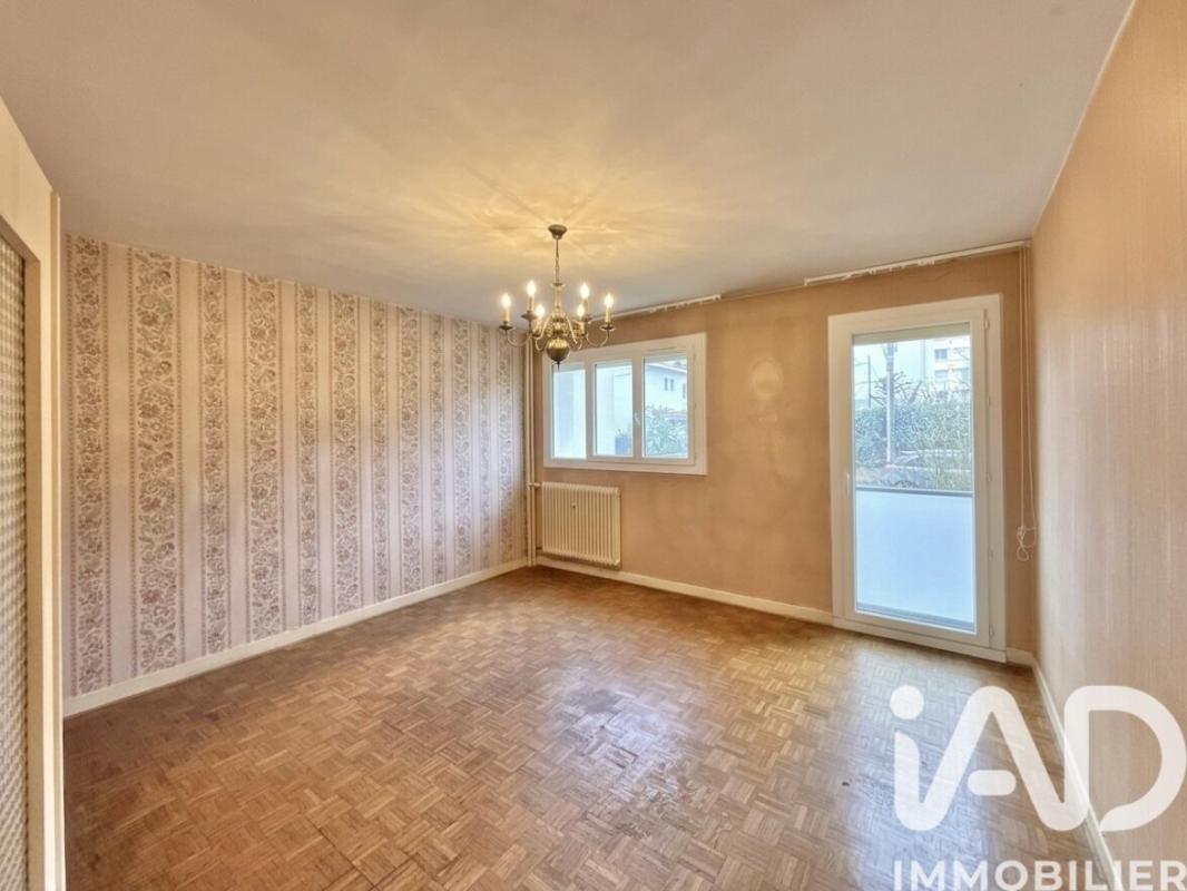 Appartement 3 Pièce(s) Valence