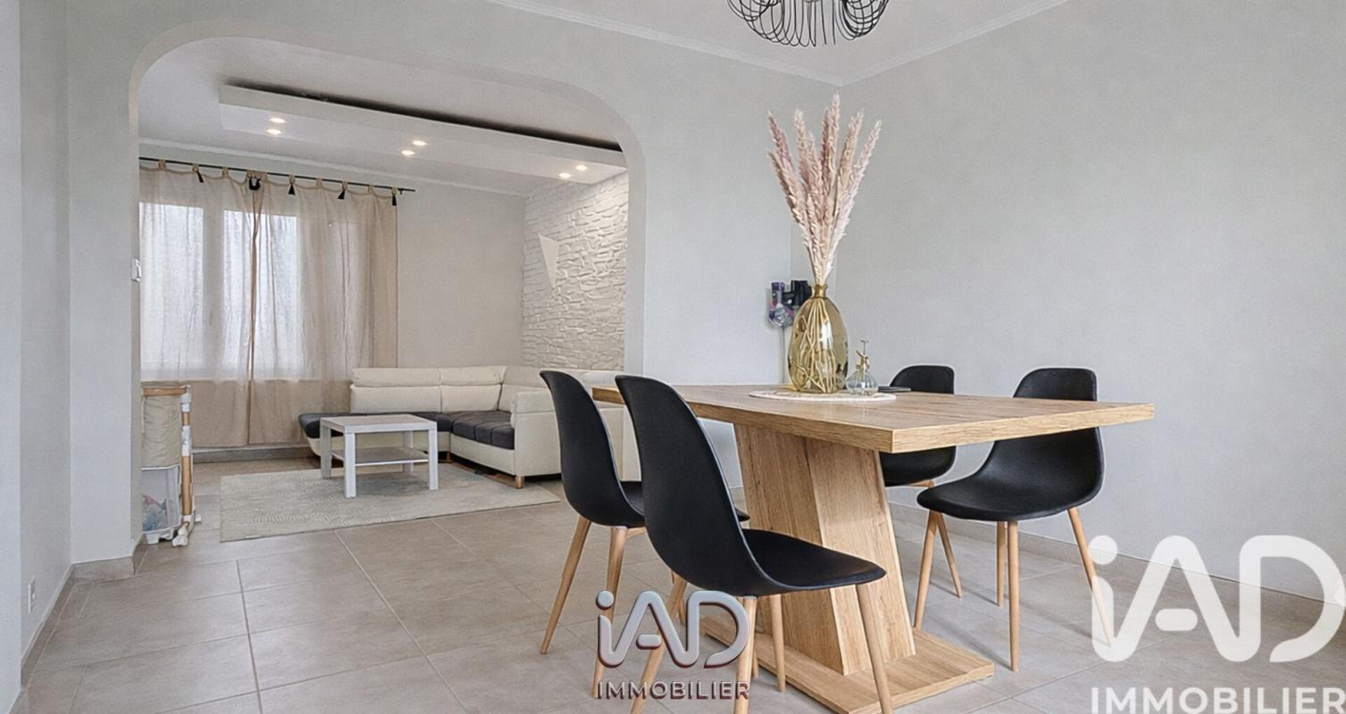 Appartement 4 Pièce(s) Sainte-Geneviève-des-Bois