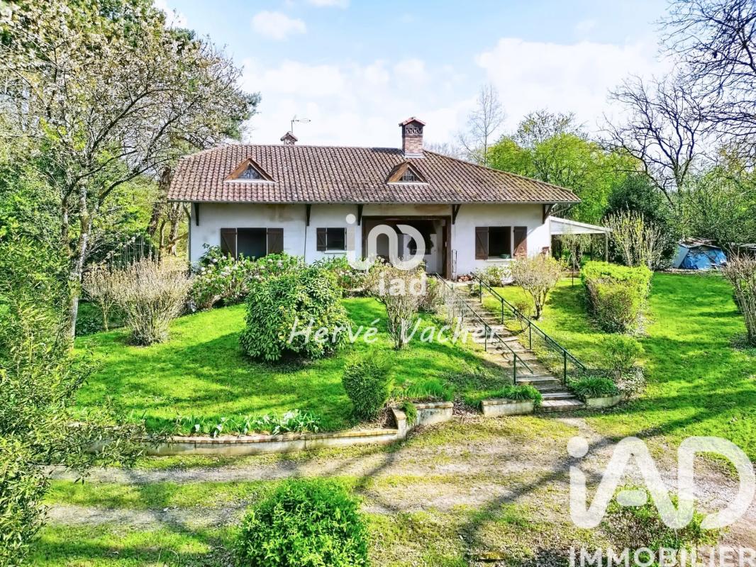 Maison traditionnelle 6 Pièce(s) Saint-Étienne-du-Bois