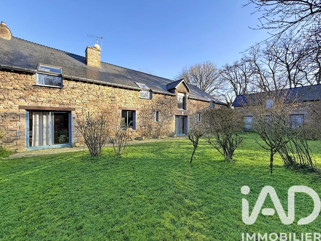 Maison 9 Pièce(s) Bains-sur-Oust