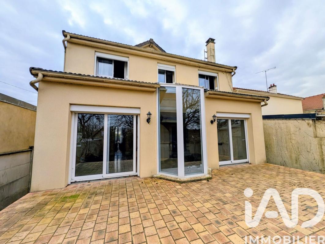 Maison 7 Pièce(s) Ézanville