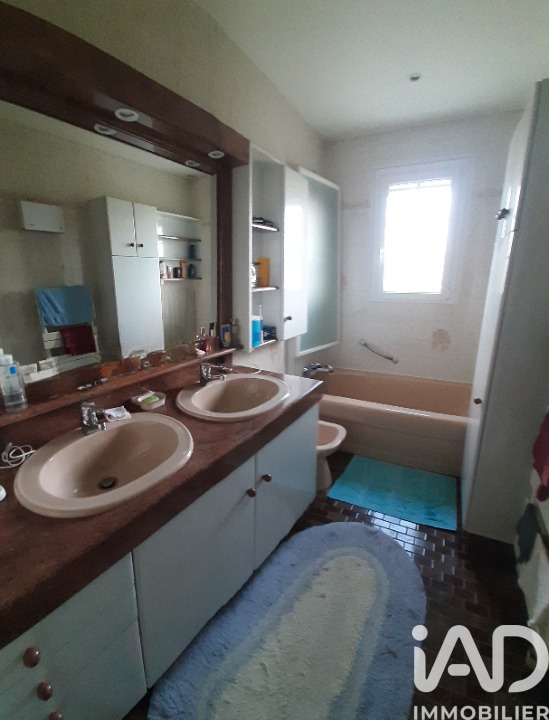 Maison 7 Pièce(s) Courlay