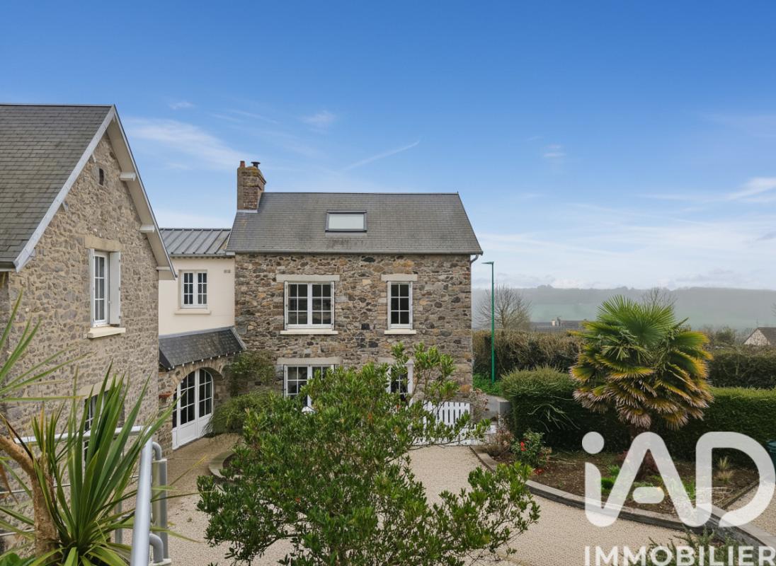Maison 7 Pièce(s) Bricqueville-la-Blouette - Photo 2