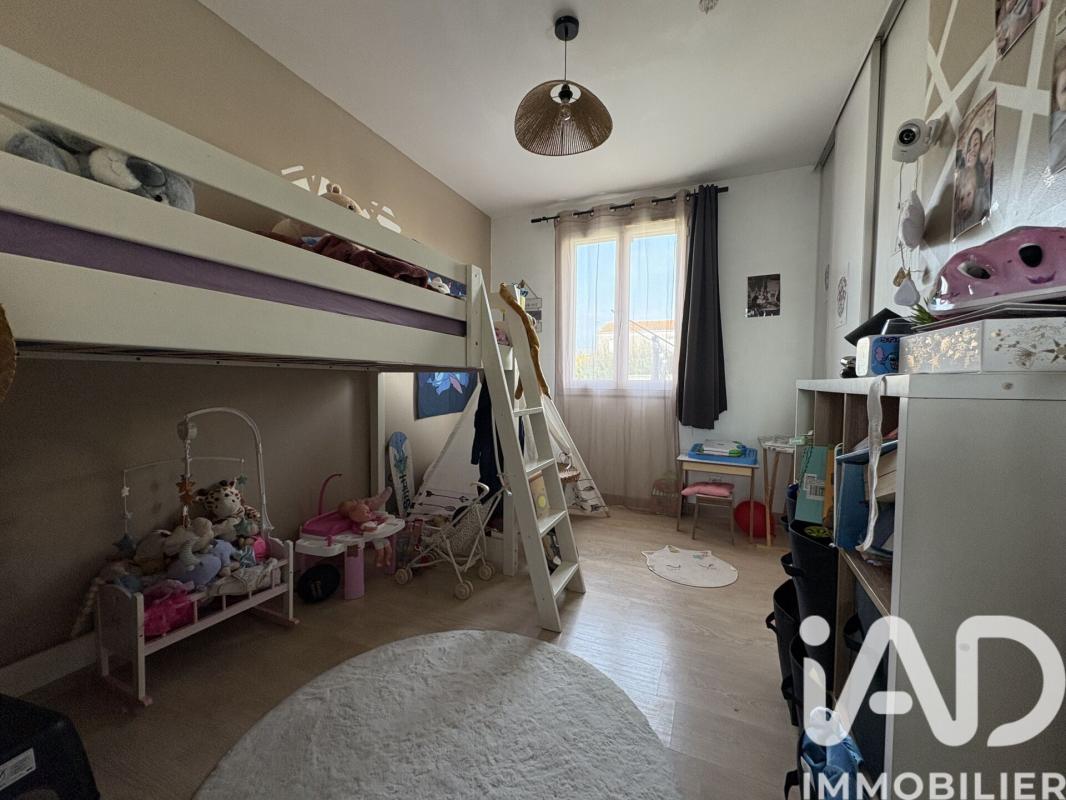 Maison 5 Pièce(s) Chauvé