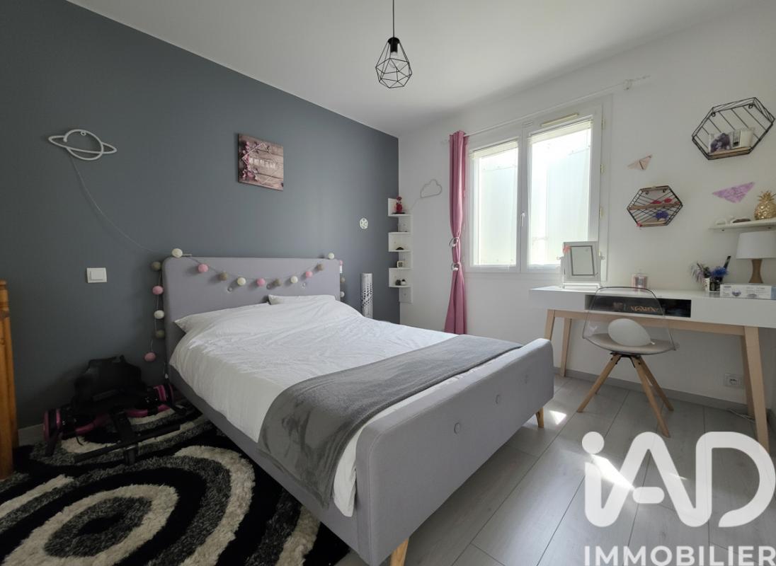 Maison 5 Pièce(s) Saint-Just-Luzac - Photo 7