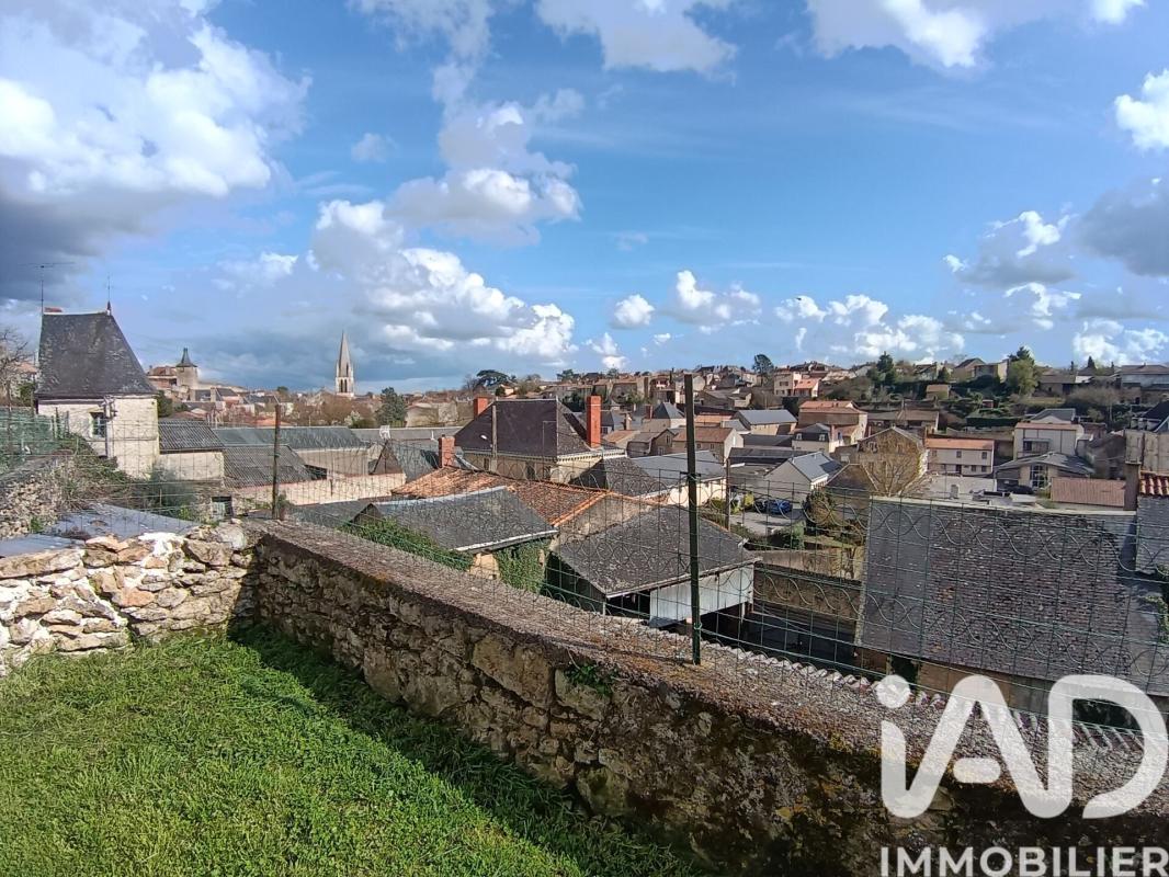 Maison 5 Pièce(s) Airvault