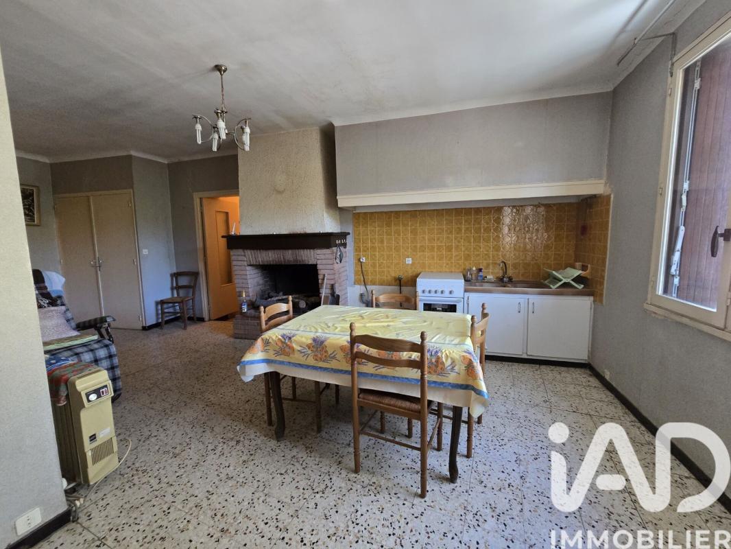 Maison 4 Pièce(s) Villesèque-des-Corbières - Photo 2