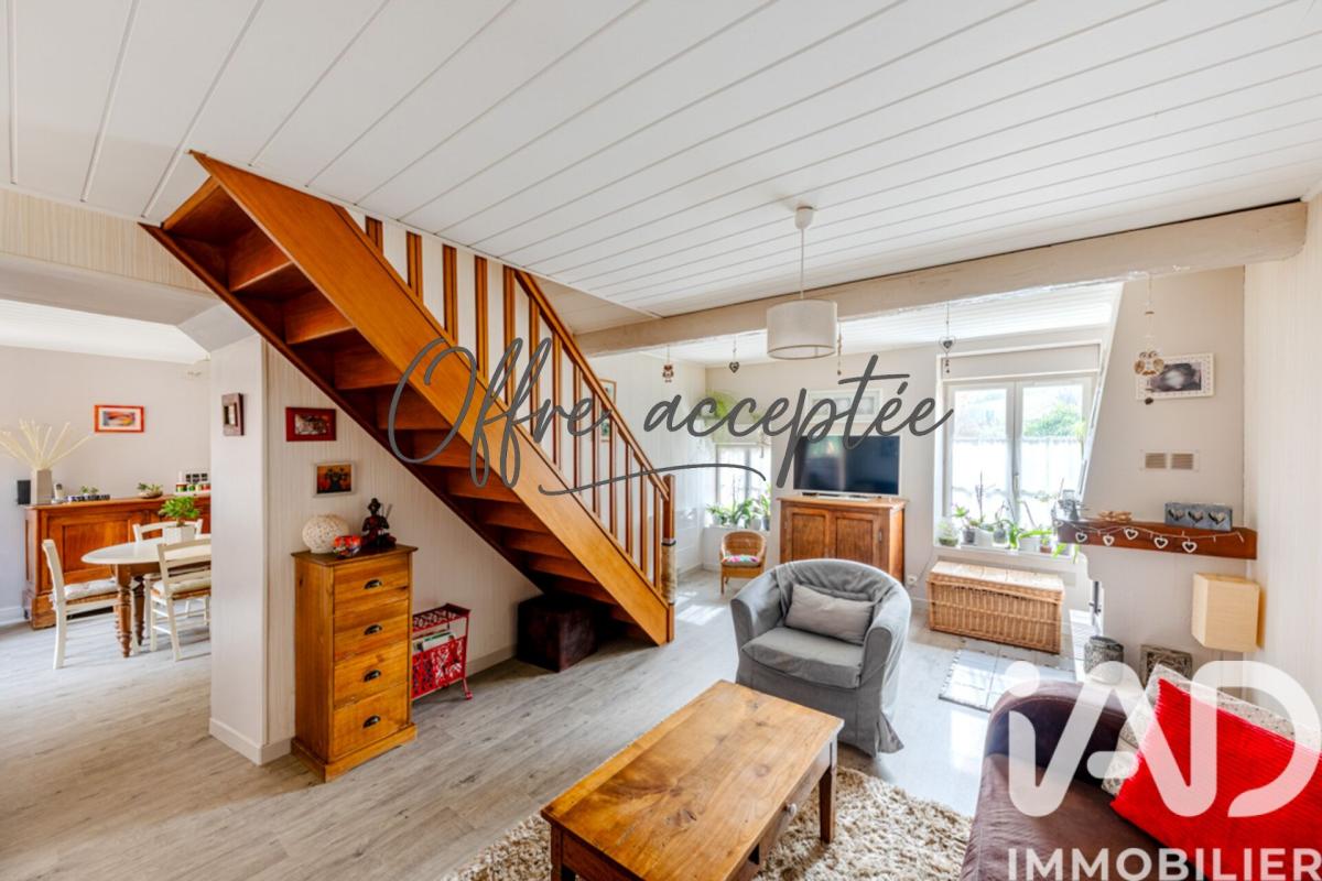 Maison 5 Pièce(s) Vienne-en-Arthies