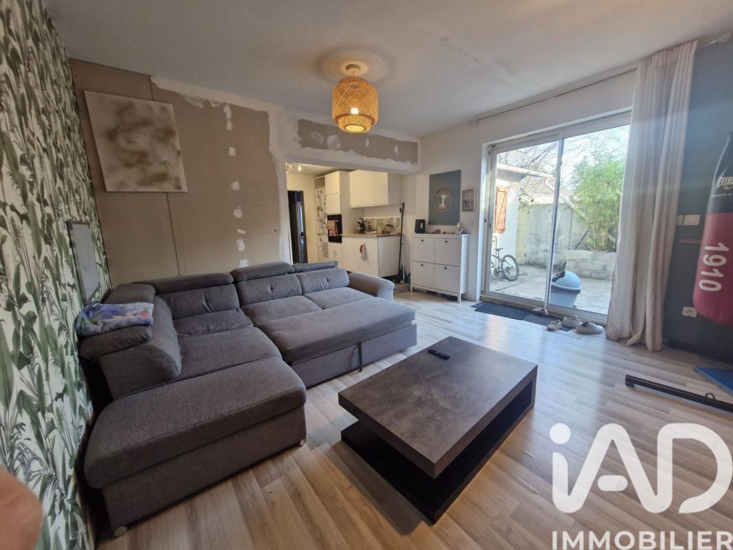 Maison 3 Pièce(s) Éragny