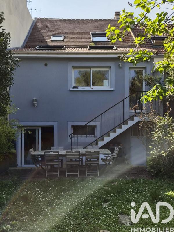 Maison traditionnelle 6 Pièce(s) Rueil-Malmaison