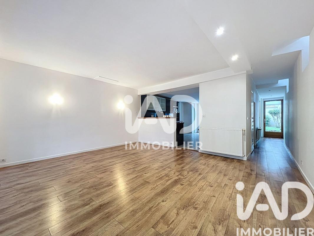 Maison de village 6 Pièce(s) La Houssaye-en-Brie