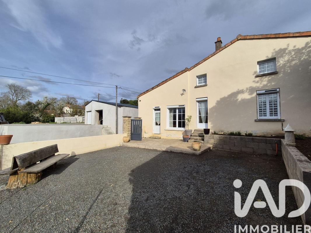 Maison 4 Pièce(s) Saint-Loup-Lamairé - Photo 12