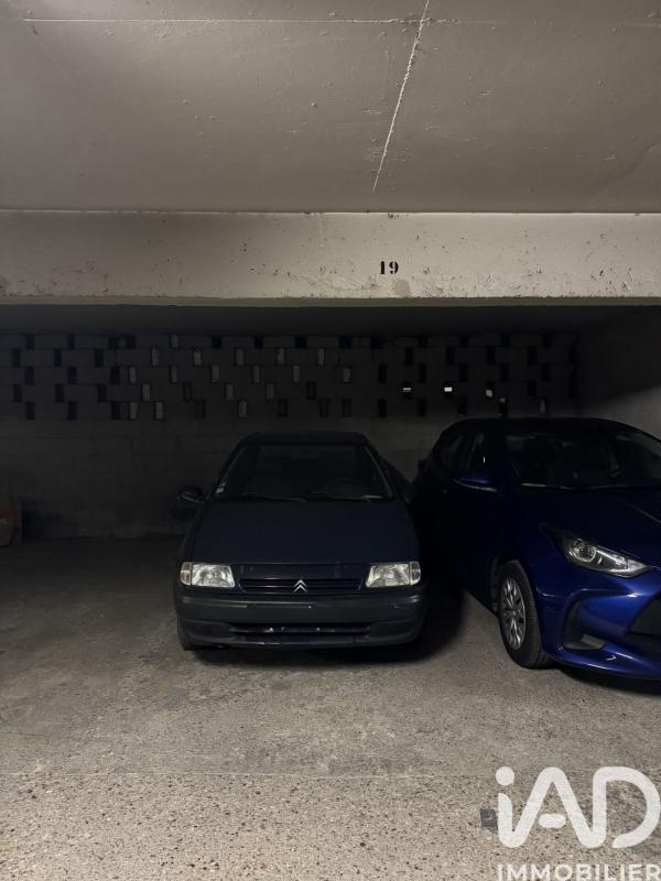Parking  Issy-les-Moulineaux