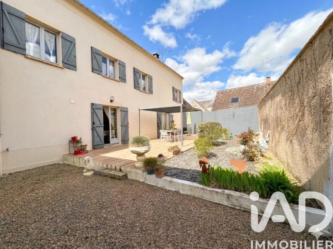 Maison 5 Pièce(s) Puiseaux