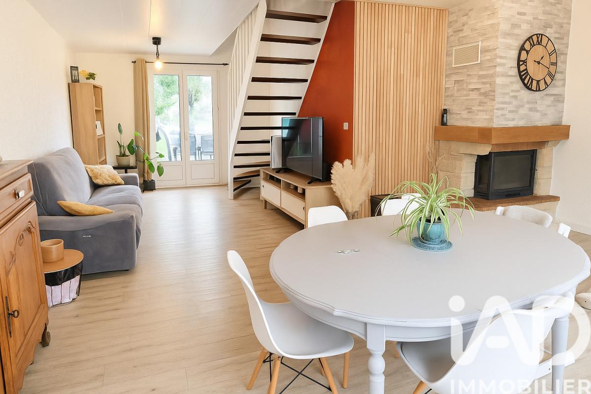 Maison 4 Pièce(s) Saint-Pantaléon-de-Larche