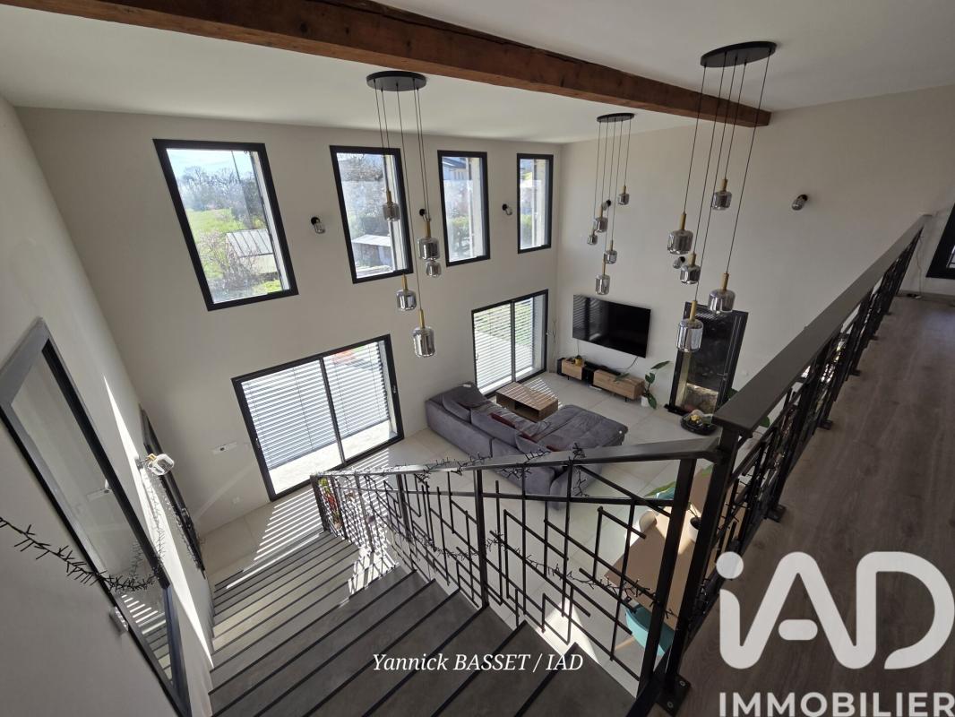 Maison 5 Pièce(s) Entrelacs