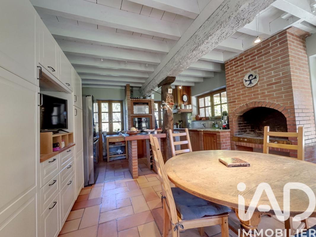 Propriété 13 Pièce(s) Revel