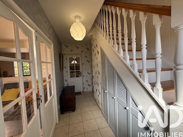 Maison 6 Pièce(s) Tracy-le-Mont