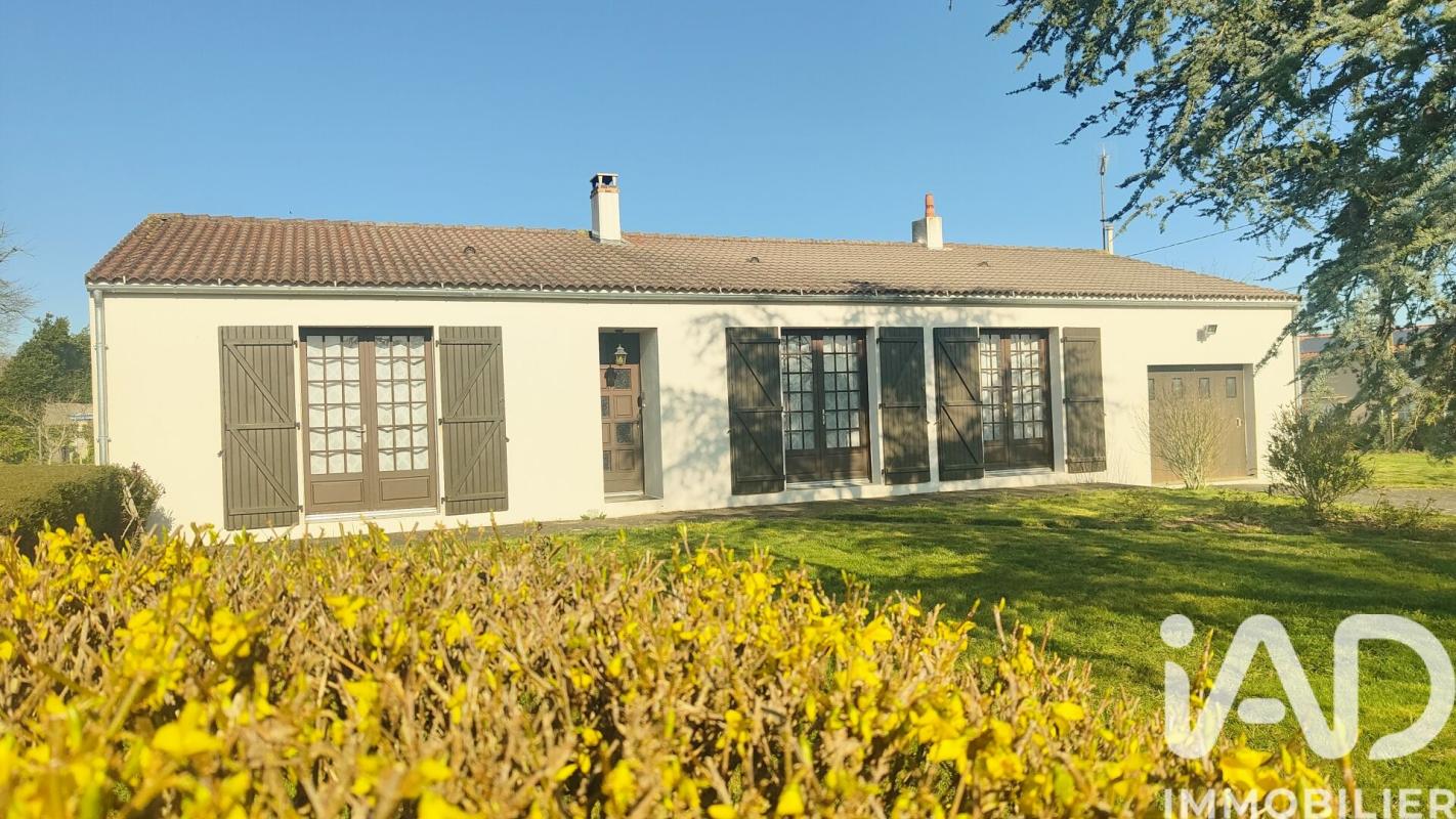 Maison 4 Pièce(s) Le Poiré-sur-Vie