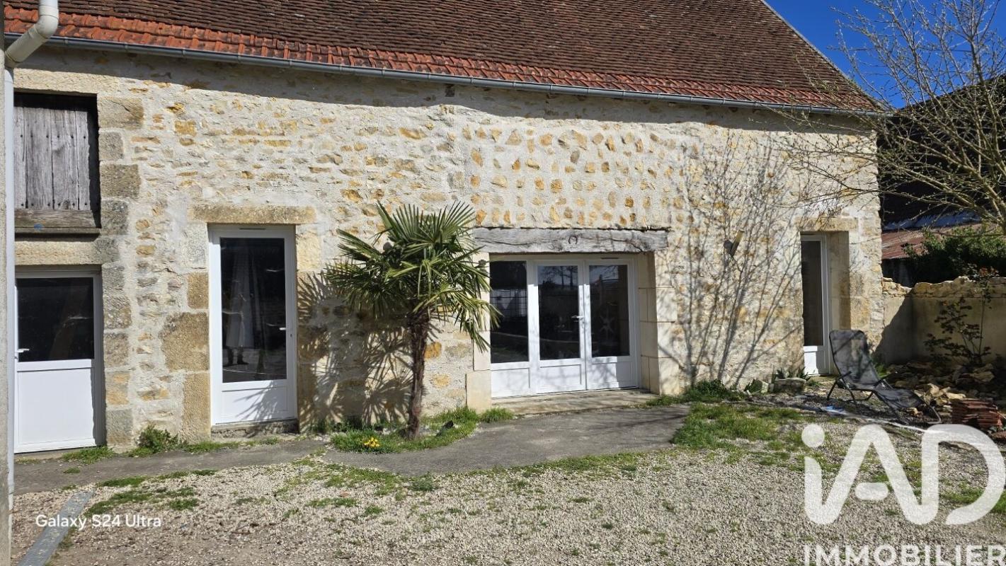 Maison 5 Pièce(s) Saint-Georges-de-Poisieux