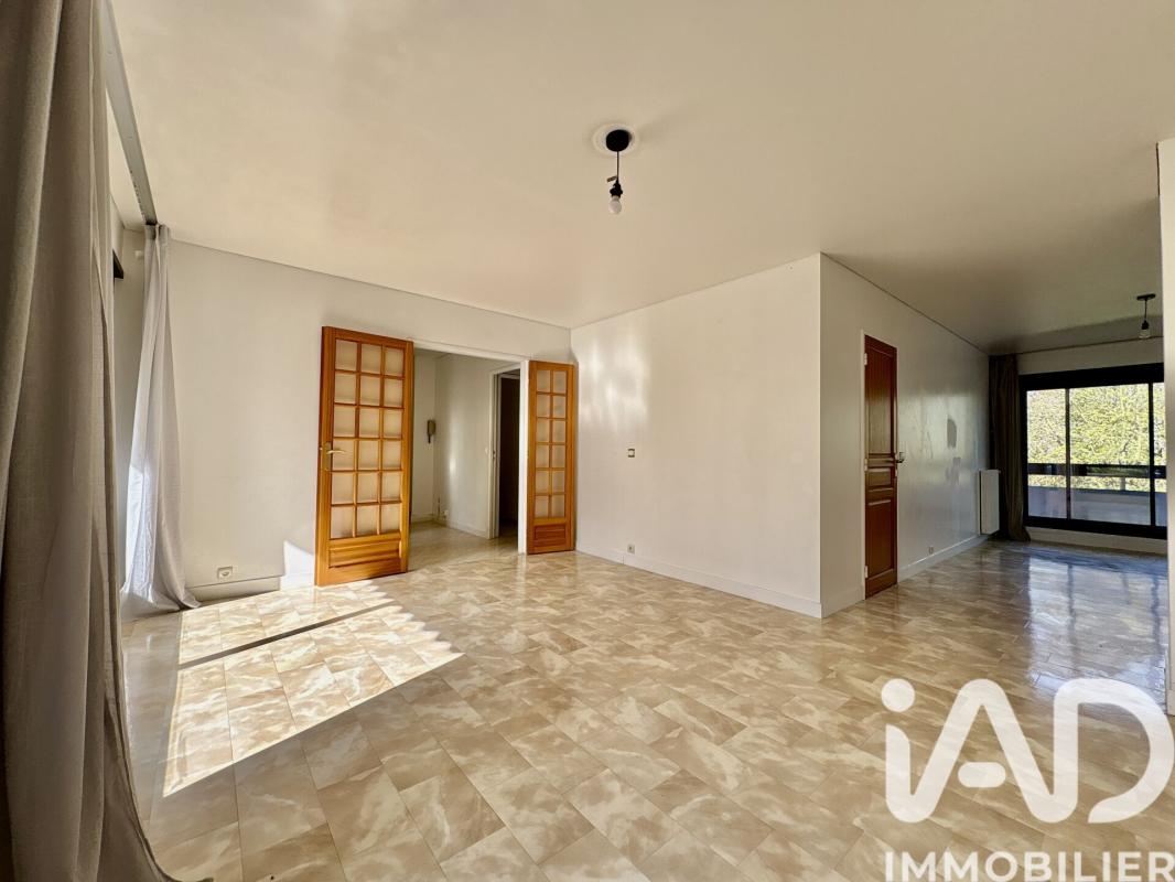 Appartement 4 Pièce(s) Le Coudray-Montceaux