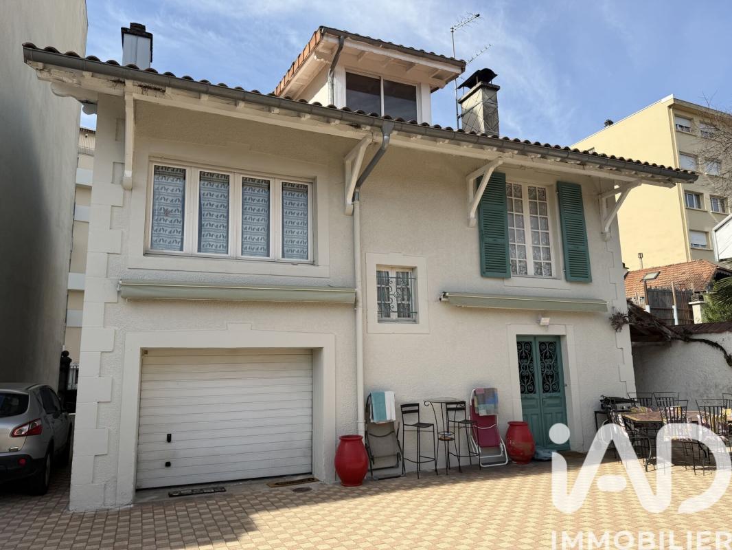 Maison de ville 9 Pièce(s) Pau