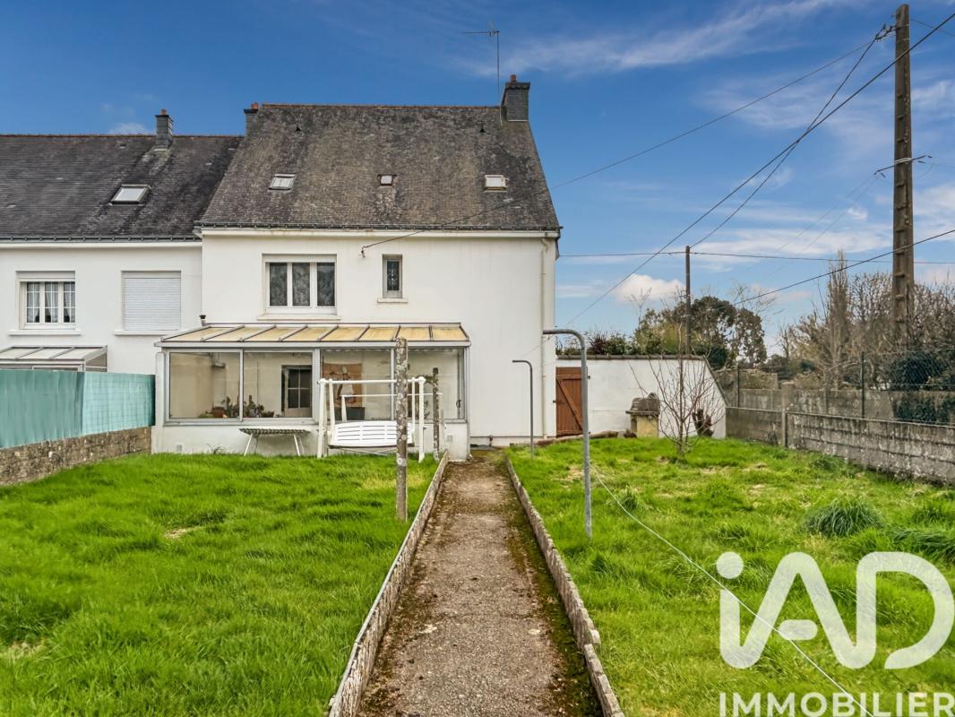 Maison 8 Pièce(s) Riantec