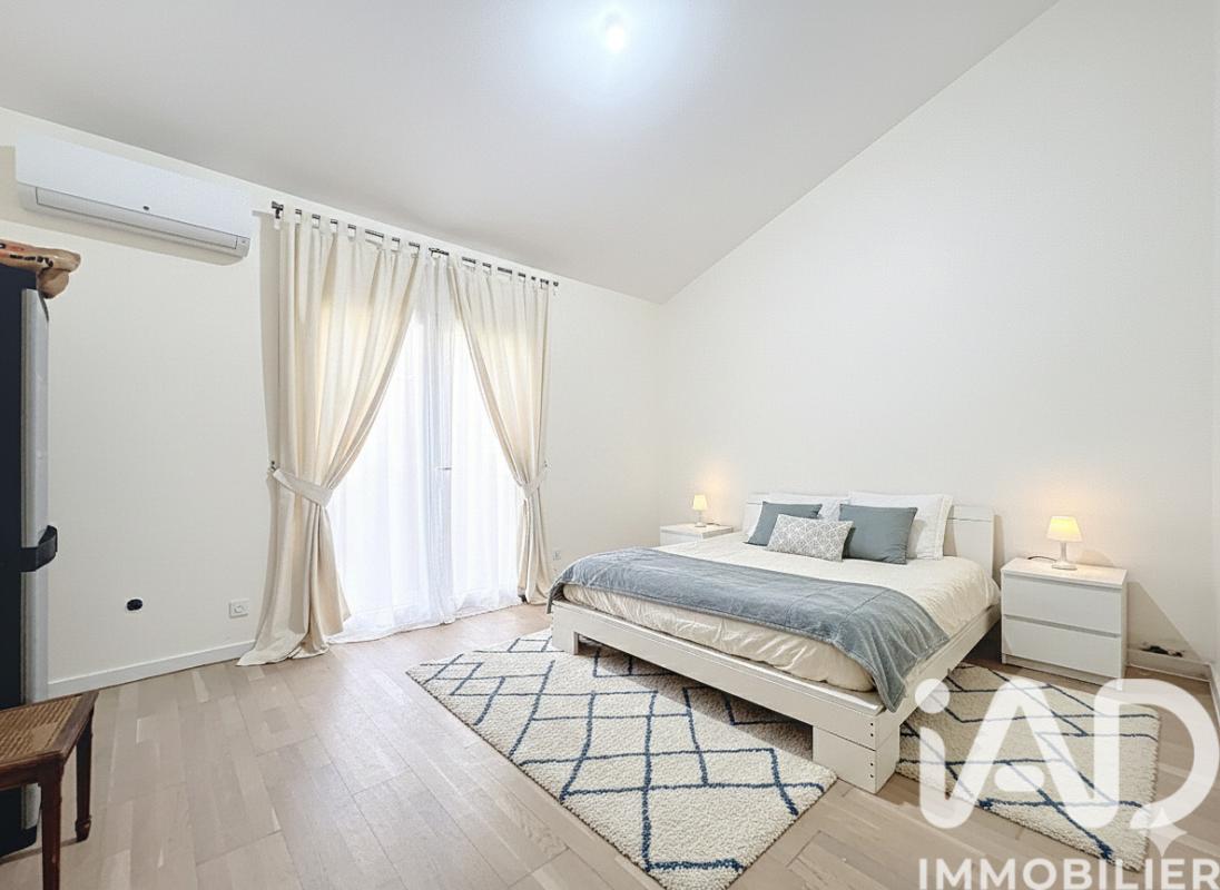 Maison 6 Pièce(s) La Roche-Chalais