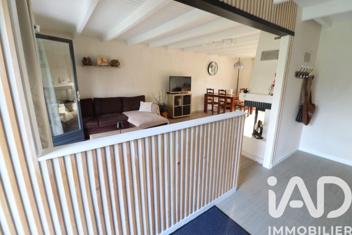 Maison traditionnelle 5 Pièce(s) La Clotte