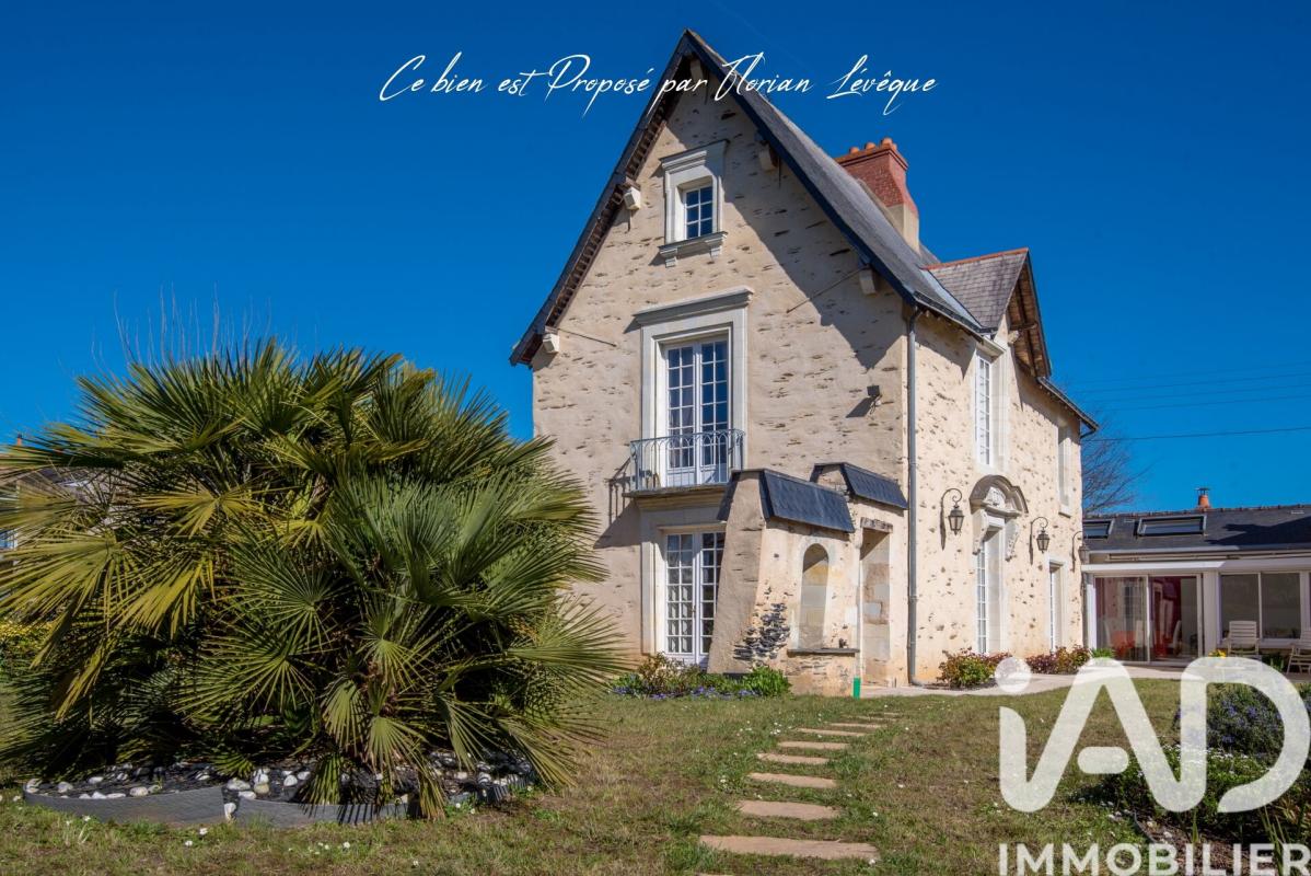 Demeure 8 Pièce(s) Angers