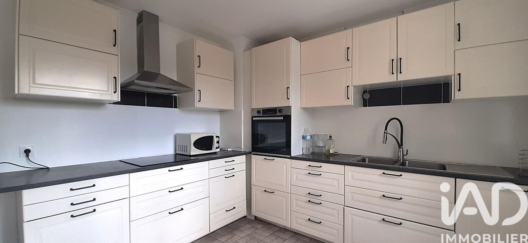 Maison traditionnelle 4 Pièce(s) Chevaigné