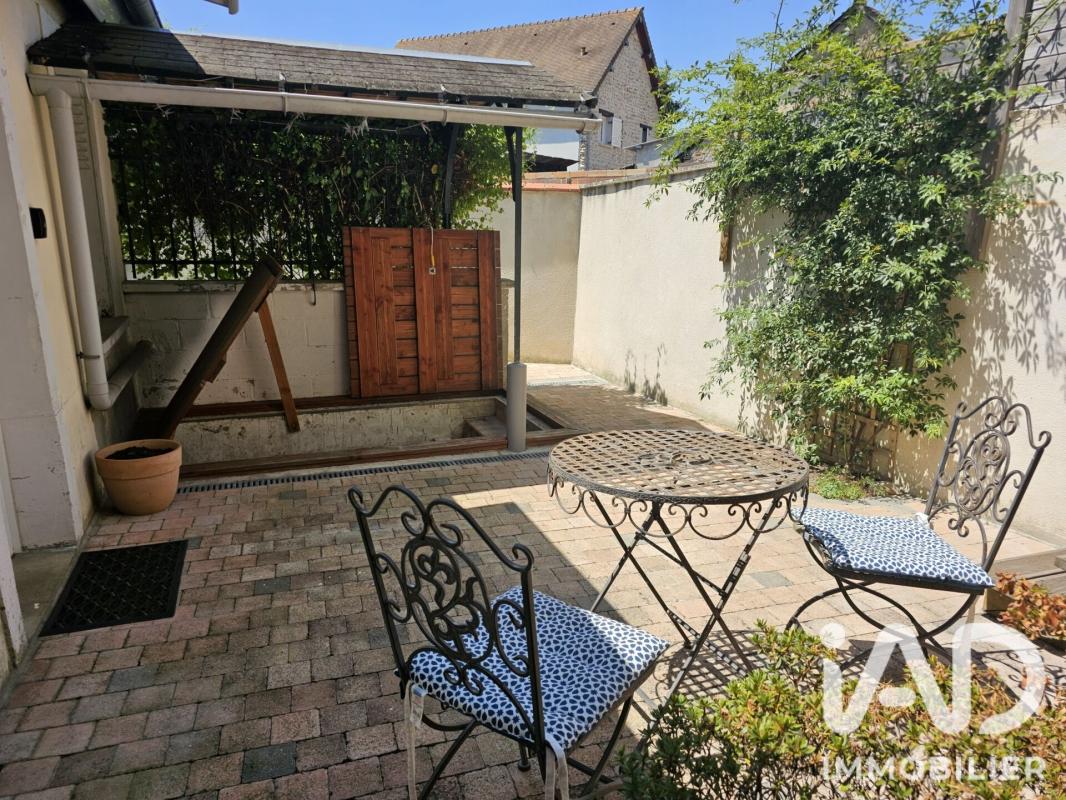 Maison 4 Pièce(s) Ménilles - Photo 2