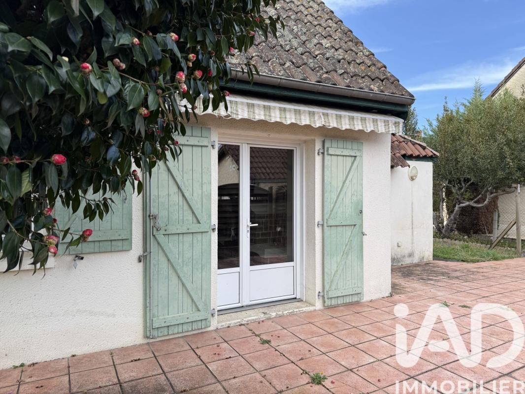 Maison de ville 6 Pièce(s) Saint-Pantaléon-de-Larche