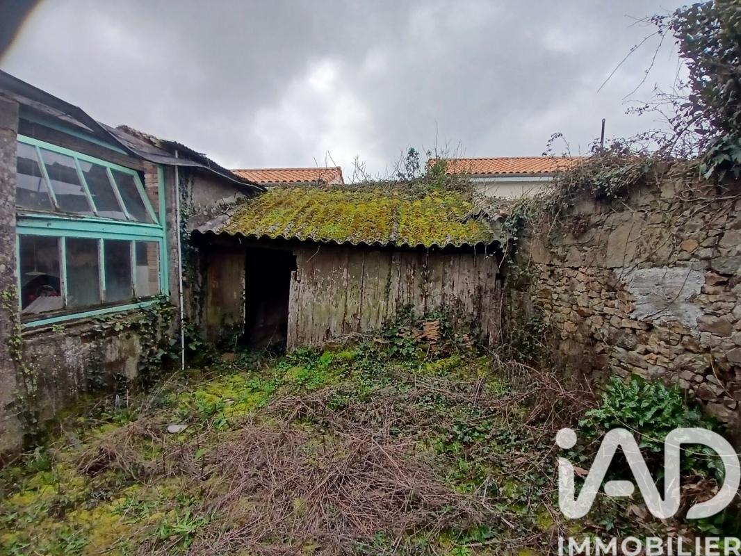 Maison 4 Pièce(s) Saint-Pierre-des-Échaubrognes - Photo 8