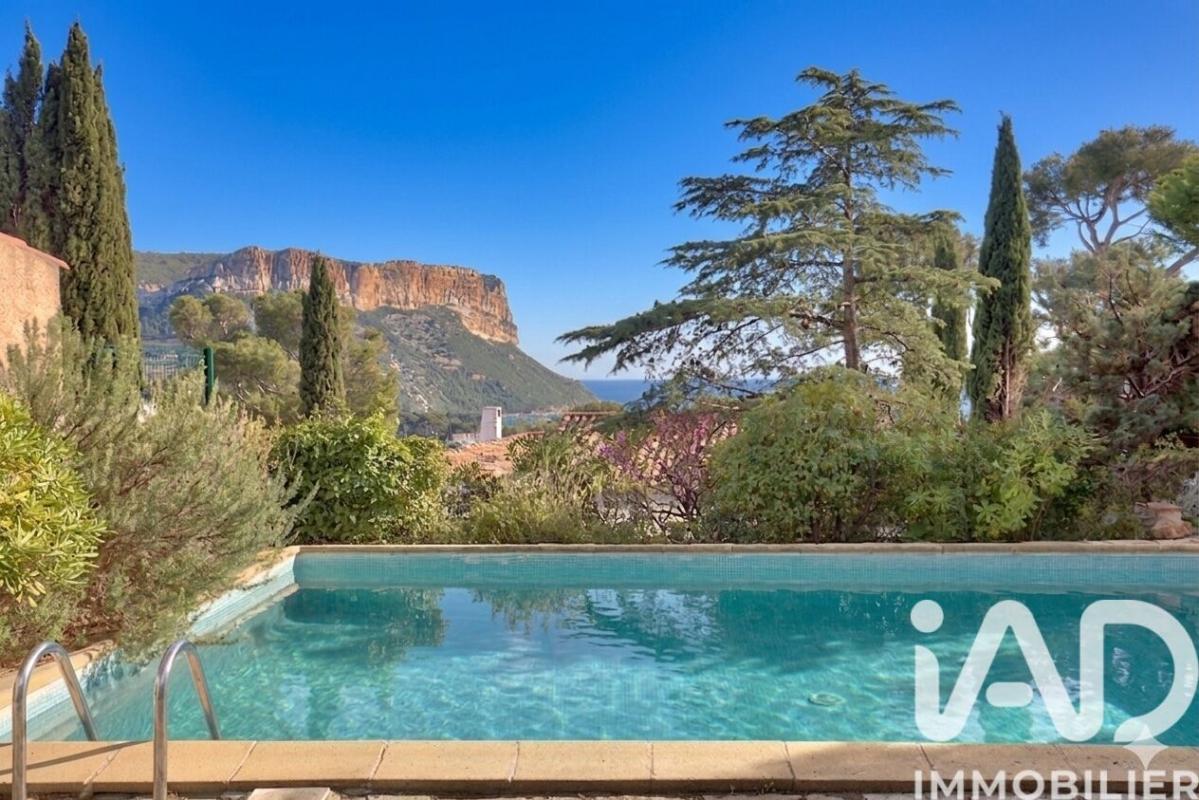 Propriété 5 Pièce(s) Cassis