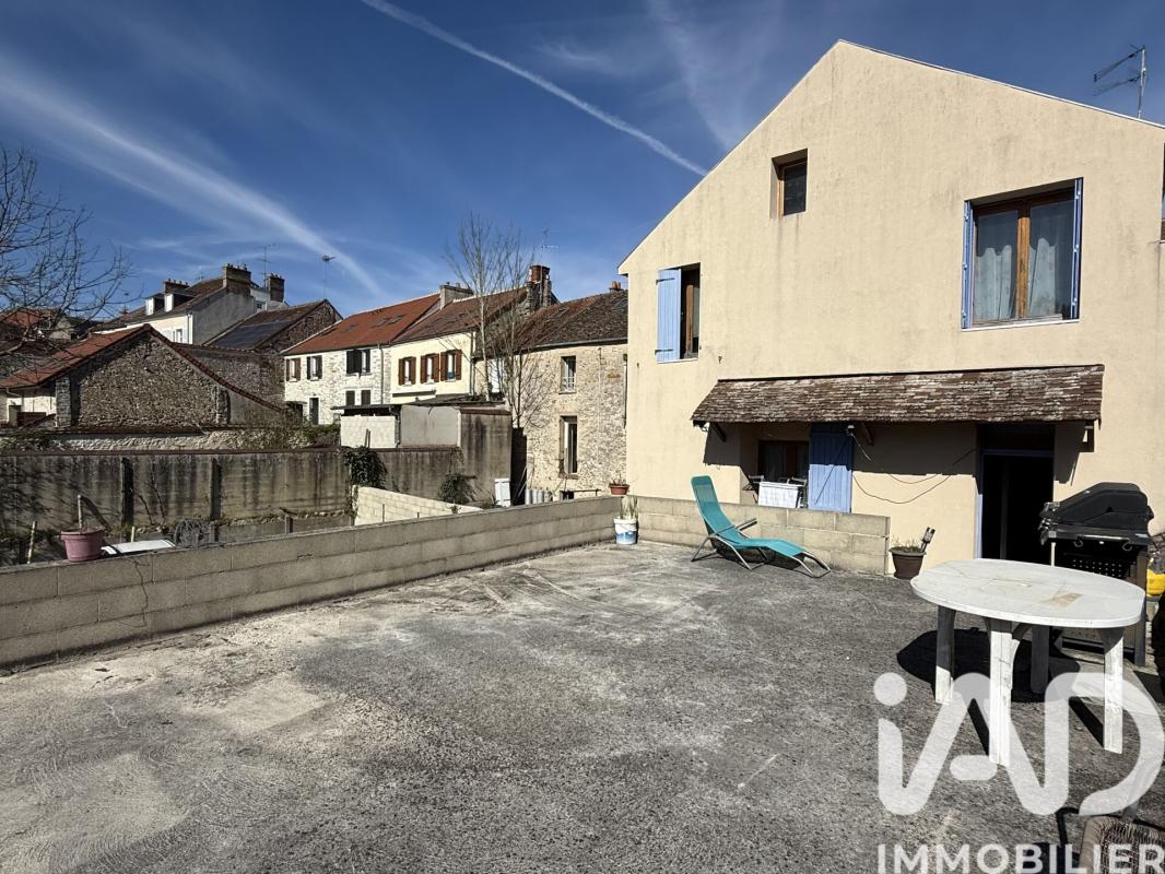 Maison 9 Pièce(s) Le Châtelet-en-Brie - Photo 3
